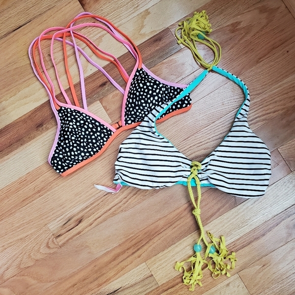 Set of Two Swim Tops - Picture 2 of 7